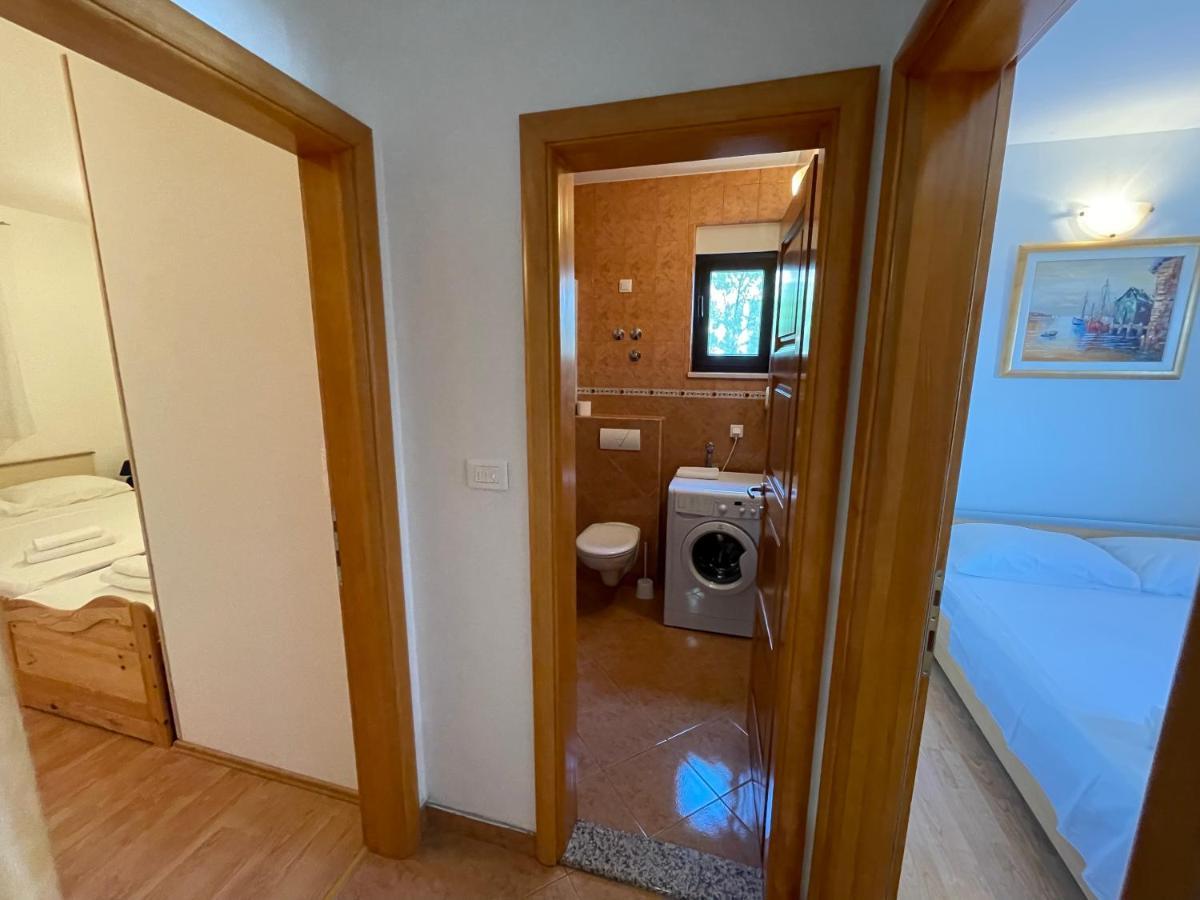Apartment Jakasa Trogir Eksteriør billede