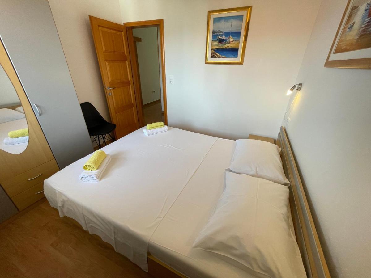 Apartment Jakasa Trogir Eksteriør billede