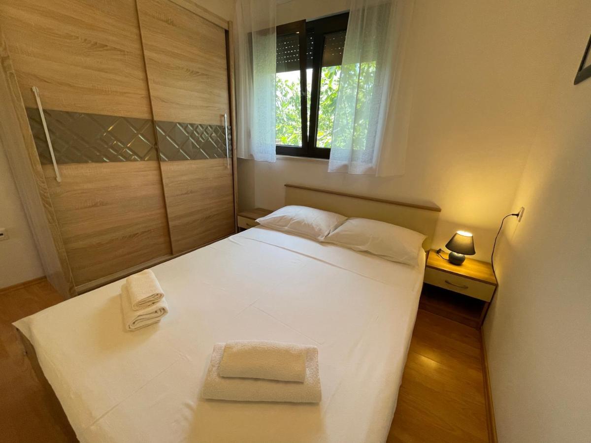 Apartment Jakasa Trogir Eksteriør billede