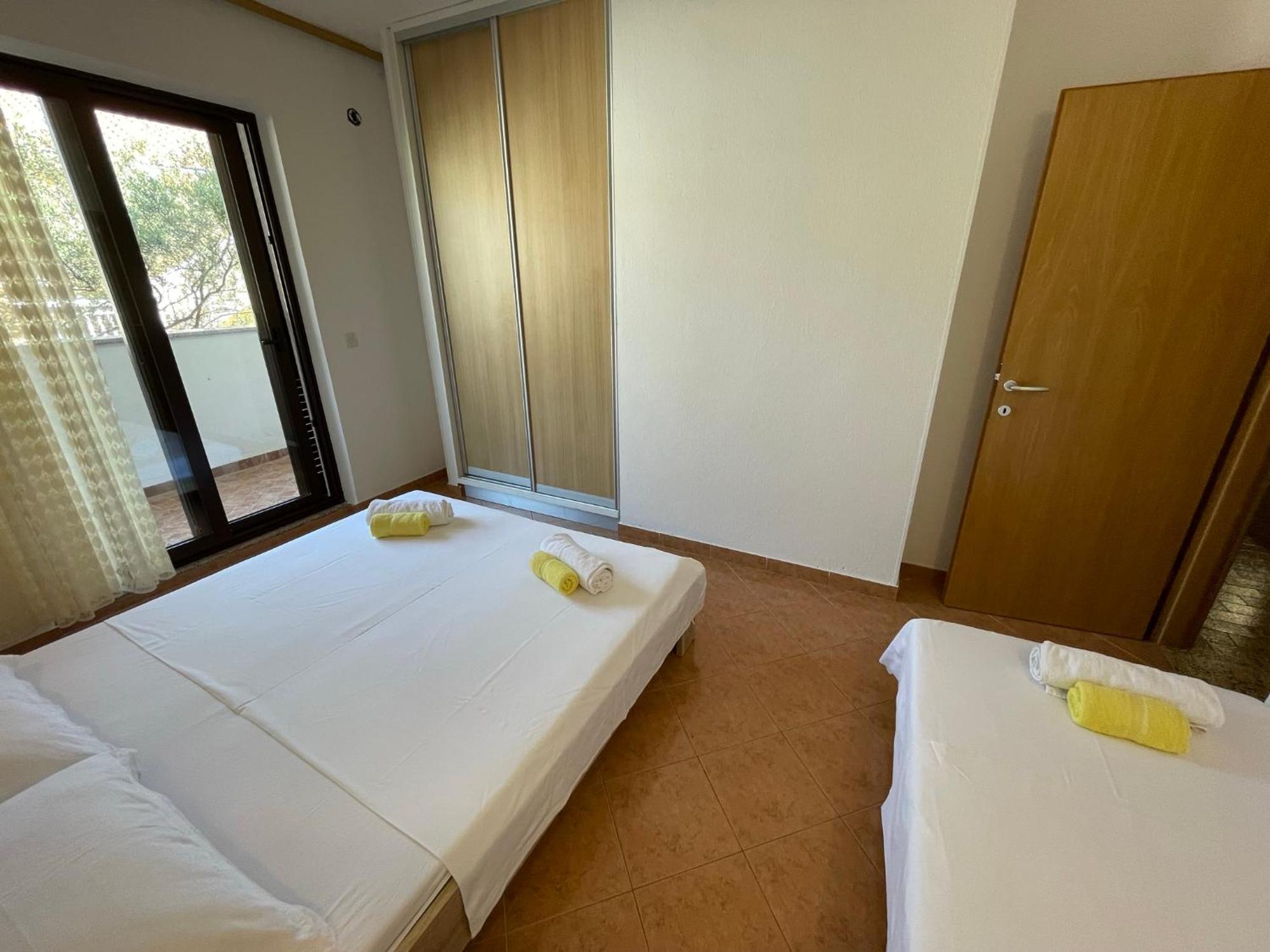 Apartment Jakasa Trogir Eksteriør billede