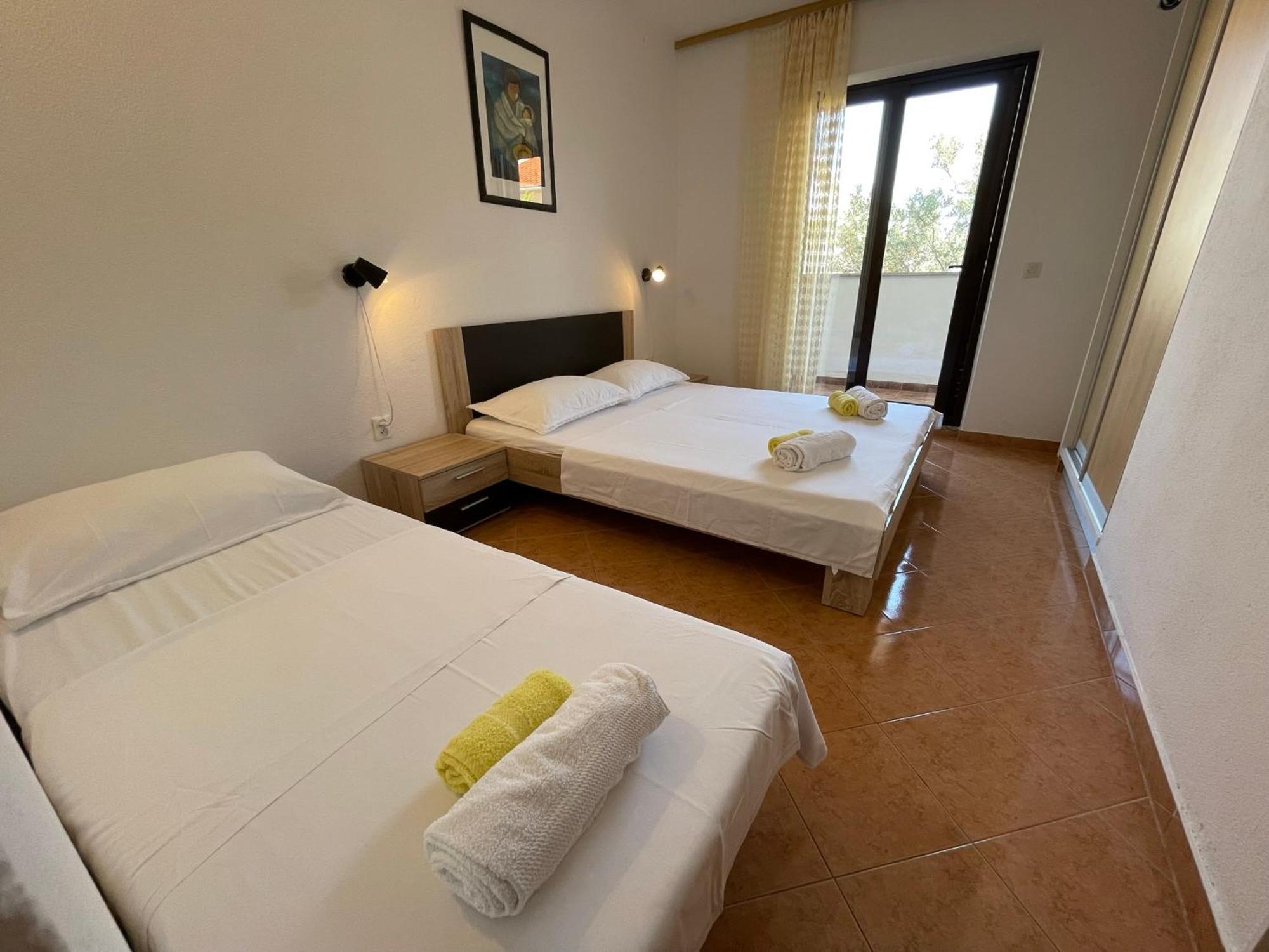Apartment Jakasa Trogir Eksteriør billede