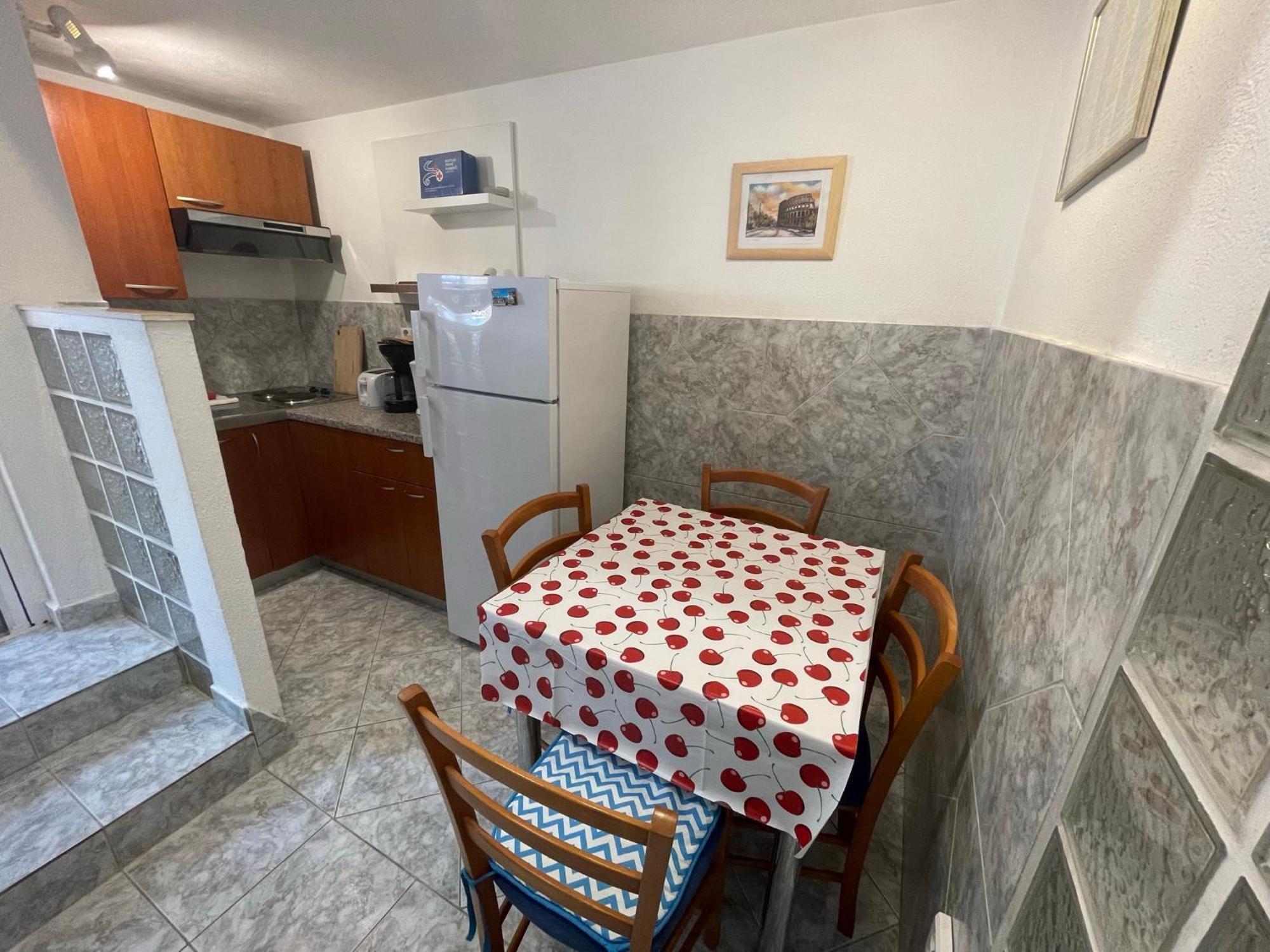 Apartment Jakasa Trogir Eksteriør billede