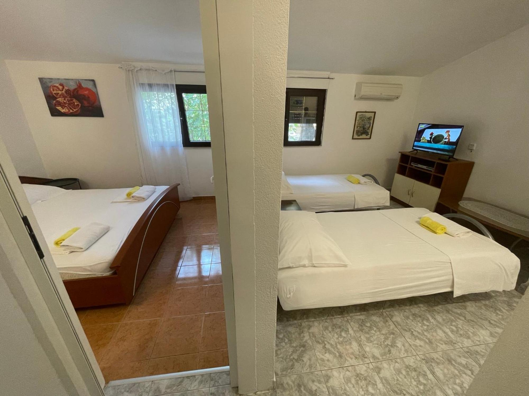 Apartment Jakasa Trogir Eksteriør billede